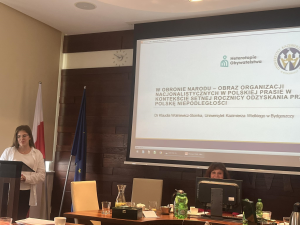 Dr Klaudia Wolniewicz-Slomka na konferencji na Uniwersytecie Adama Mickiewicza w Poznaniu